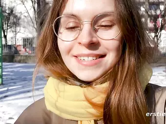 Yeğenleri ile grup deneyimi yaşayan herif  resmi